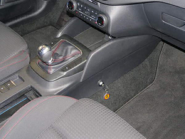 Ford Focus IV. váltózár