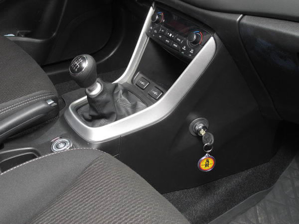 Suzuki SX-4 S-Cross sebességváltózár