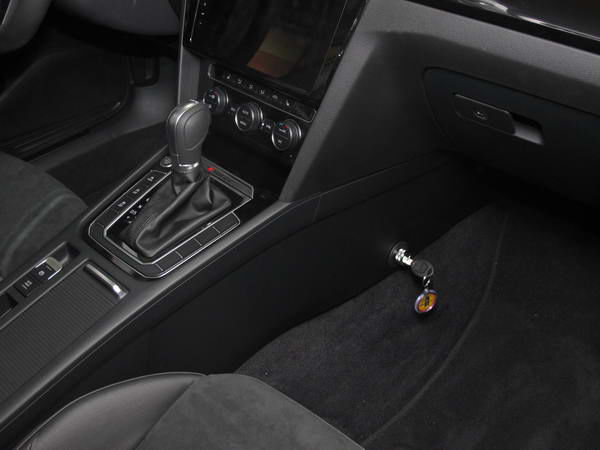 Volkswagen Passat & Arteon váltózár